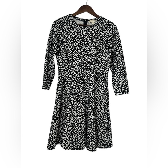 MICHAEL Michael Kors Black & White Leopard Print Drop Waist Mini Dress size Med - Picture 1 of 10